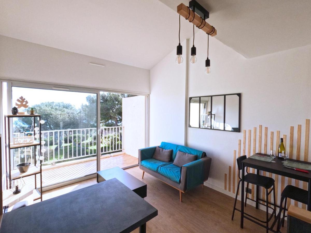 Appartement Hyeres - Costebelle Duplex Vue Mer Balcon Residence Privee Parking - Marie Caroline المظهر الخارجي الصورة