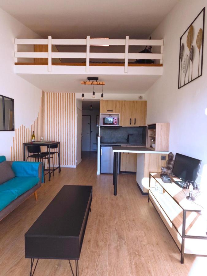 Appartement Hyeres - Costebelle Duplex Vue Mer Balcon Residence Privee Parking - Marie Caroline المظهر الخارجي الصورة