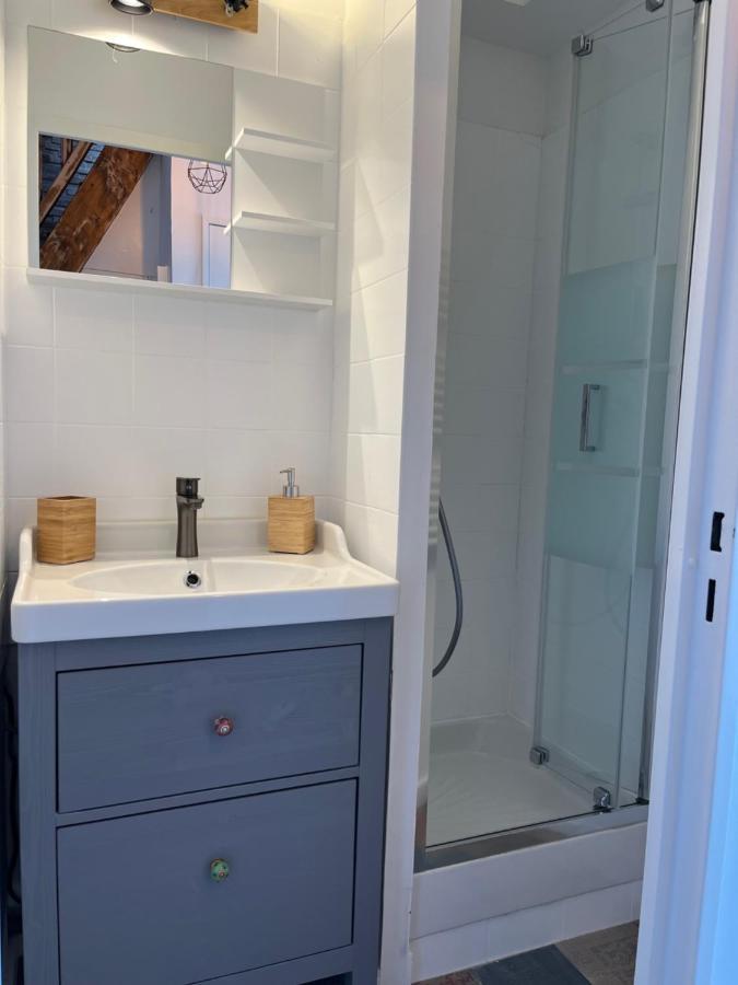 Appartement Hyeres - Costebelle Duplex Vue Mer Balcon Residence Privee Parking - Marie Caroline المظهر الخارجي الصورة