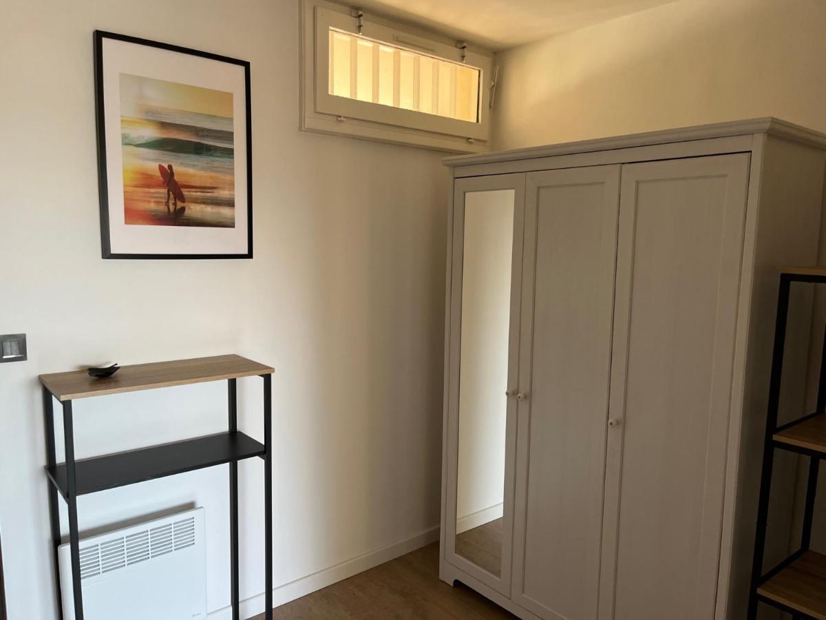 Appartement Hyeres - Costebelle Duplex Vue Mer Balcon Residence Privee Parking - Marie Caroline المظهر الخارجي الصورة