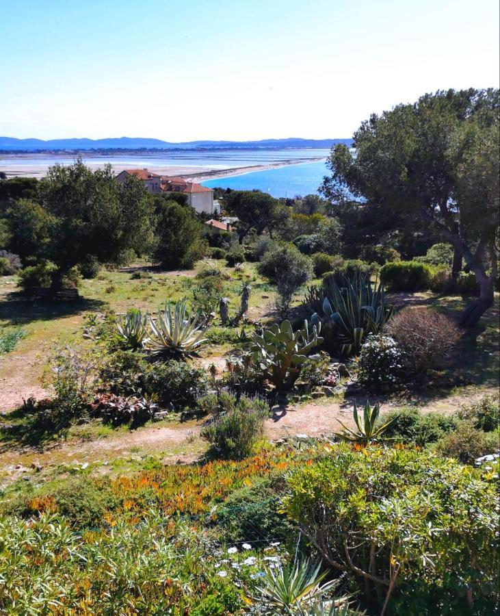 Appartement Hyeres - Costebelle Duplex Vue Mer Balcon Residence Privee Parking - Marie Caroline المظهر الخارجي الصورة