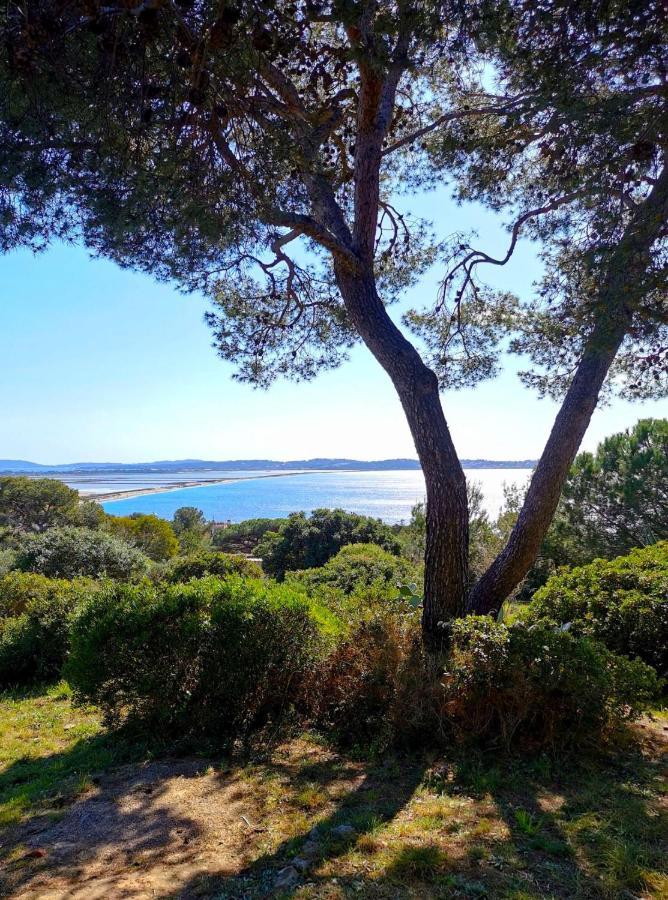 Appartement Hyeres - Costebelle Duplex Vue Mer Balcon Residence Privee Parking - Marie Caroline المظهر الخارجي الصورة